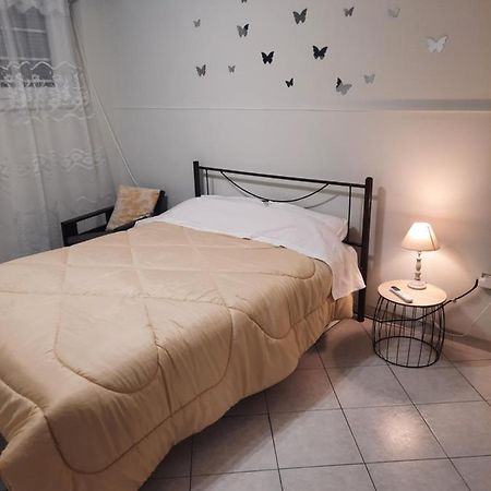 شقة Lousi House أثينا المظهر الخارجي الصورة