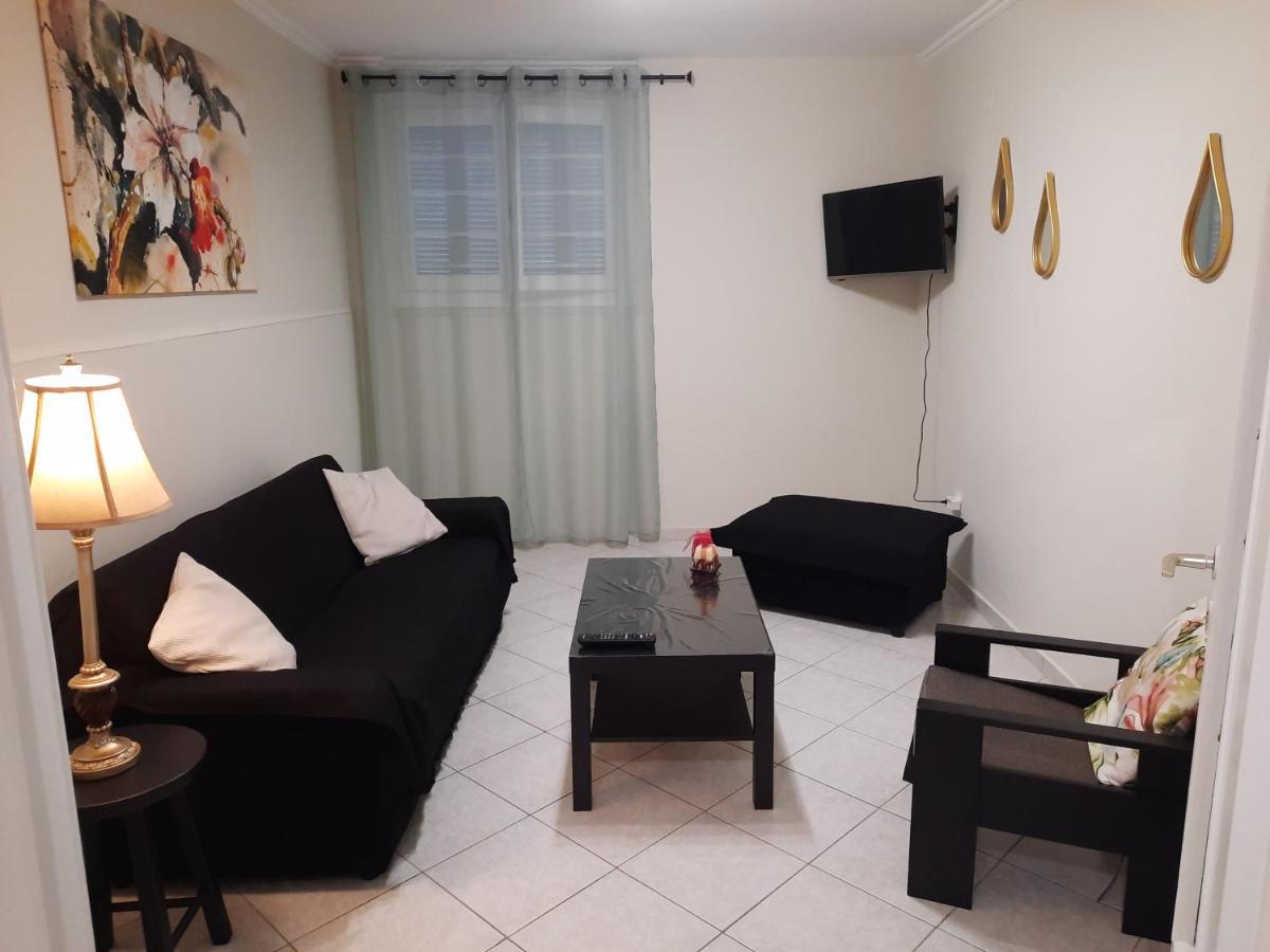 شقة Lousi House أثينا المظهر الخارجي الصورة